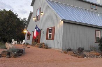 Lazy T Bed And Breakfast Fredericksburg Exterior photo